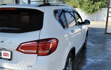 Haval H6, 2018 год, 1 350 000 рублей, 4 фотография