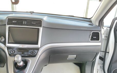 Haval H6, 2018 год, 1 350 000 рублей, 12 фотография