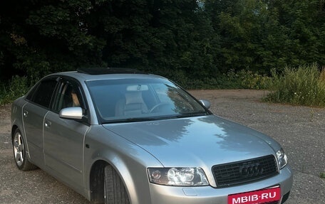 Audi A4, 2004 год, 580 000 рублей, 2 фотография