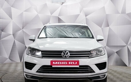 Volkswagen Touareg III, 2015 год, 2 550 000 рублей, 4 фотография