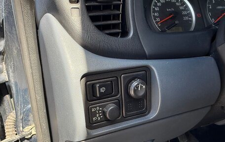 Nissan Almera, 2005 год, 289 000 рублей, 15 фотография