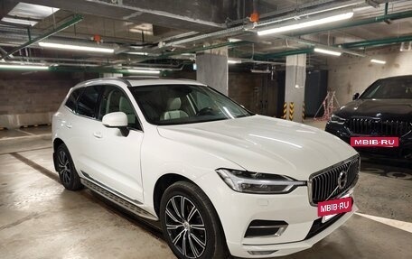 Volvo XC60 II, 2020 год, 3 990 000 рублей, 3 фотография