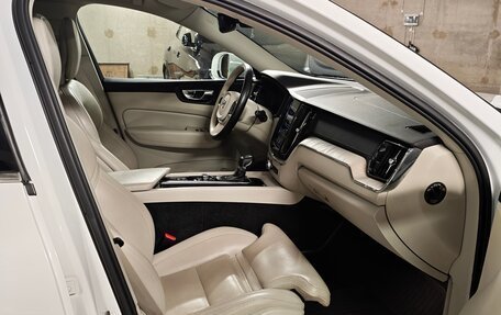 Volvo XC60 II, 2020 год, 3 990 000 рублей, 13 фотография