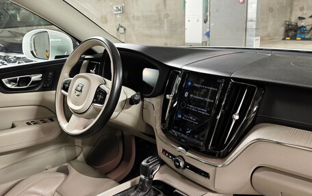 Volvo XC60 II, 2020 год, 3 990 000 рублей, 17 фотография
