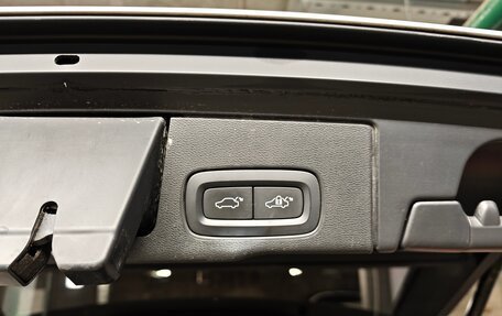 Volvo XC60 II, 2020 год, 3 990 000 рублей, 39 фотография