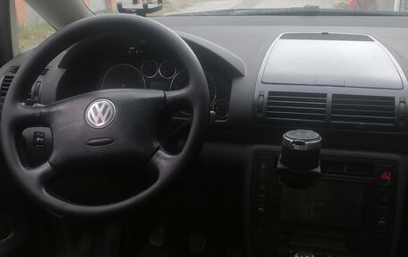 Volkswagen Sharan I рестайлинг, 2005 год, 550 000 рублей, 6 фотография