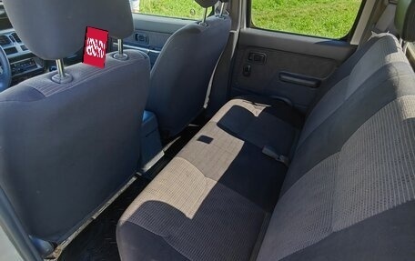 Nissan NP300, 2012 год, 1 250 000 рублей, 8 фотография
