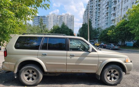 Mitsubishi Pajero Sport II рестайлинг, 2007 год, 900 000 рублей, 4 фотография