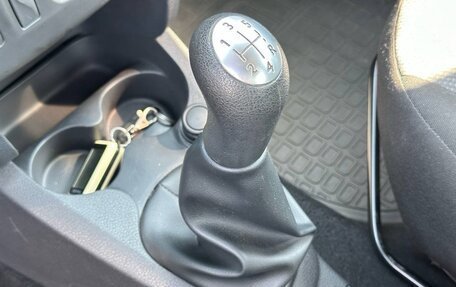 Renault Logan II, 2014 год, 925 000 рублей, 16 фотография