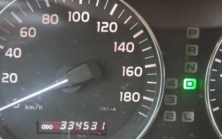 Toyota Land Cruiser 100 рестайлинг 2, 2007 год, 3 300 000 рублей, 19 фотография