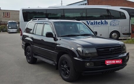 Toyota Land Cruiser 100 рестайлинг 2, 2007 год, 3 300 000 рублей, 17 фотография