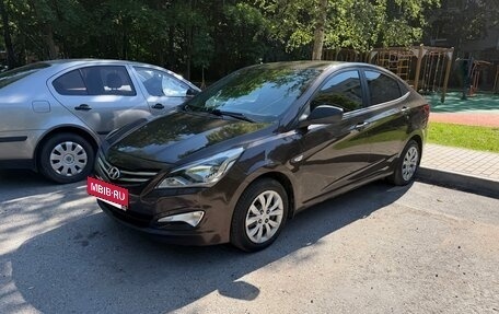 Hyundai Solaris II рестайлинг, 2014 год, 770 000 рублей, 3 фотография
