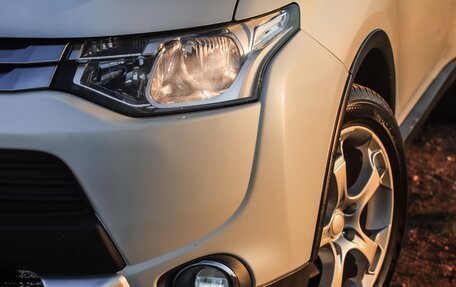 Mitsubishi Outlander III рестайлинг 3, 2014 год, 1 260 000 рублей, 12 фотография