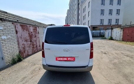 Hyundai H-1 II рестайлинг, 2021 год, 3 500 000 рублей, 4 фотография