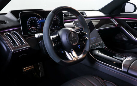 Mercedes-Benz S-Класс AMG, 2023 год, 19 900 000 рублей, 20 фотография