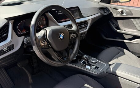 BMW 1 серия, 2020 год, 1 970 000 рублей, 11 фотография
