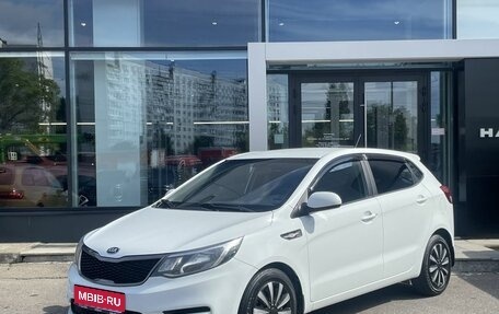 KIA Rio III рестайлинг, 2016 год, 799 000 рублей, 1 фотография