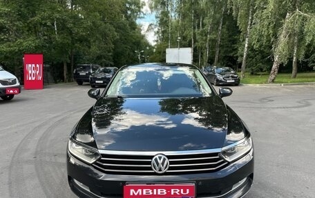 Volkswagen Passat B8 рестайлинг, 2018 год, 1 850 000 рублей, 1 фотография