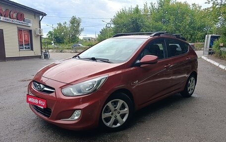 Hyundai Solaris II рестайлинг, 2012 год, 850 000 рублей, 2 фотография