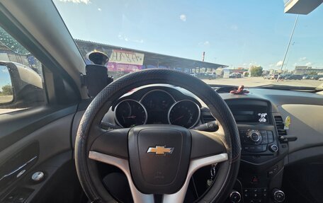Chevrolet Cruze II, 2010 год, 440 000 рублей, 5 фотография