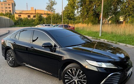 Toyota Camry, 2021 год, 4 200 000 рублей, 3 фотография