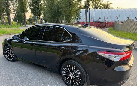 Toyota Camry, 2021 год, 4 200 000 рублей, 9 фотография