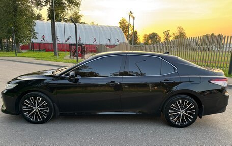 Toyota Camry, 2021 год, 4 200 000 рублей, 10 фотография