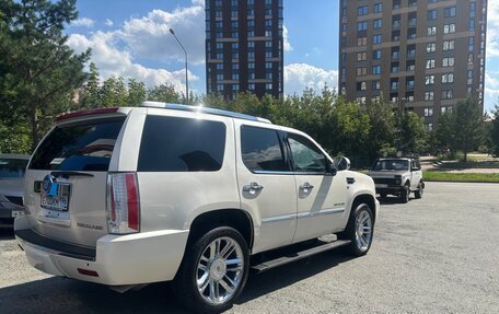 Cadillac Escalade III, 2013 год, 2 250 000 рублей, 7 фотография