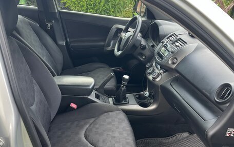 Toyota RAV4, 2012 год, 1 350 000 рублей, 4 фотография