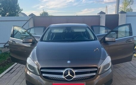 Mercedes-Benz A-Класс, 2013 год, 1 250 000 рублей, 4 фотография