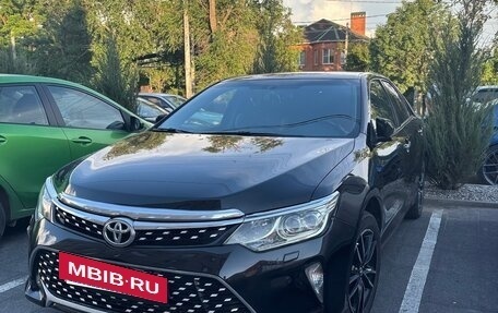 Toyota Camry, 2016 год, 1 850 000 рублей, 14 фотография