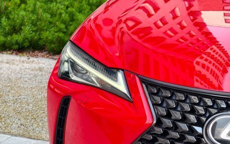 Lexus UX I, 2021 год, 2 690 000 рублей, 10 фотография
