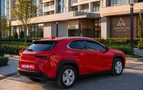 Lexus UX I, 2021 год, 2 690 000 рублей, 16 фотография