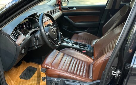 Volkswagen Passat B8 рестайлинг, 2018 год, 1 850 000 рублей, 11 фотография