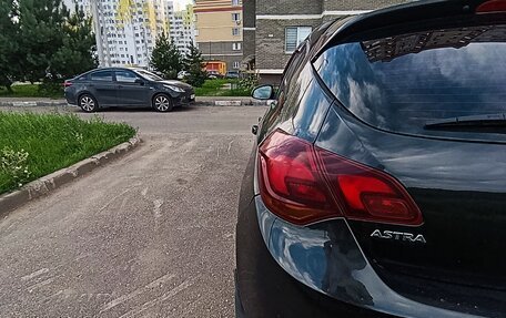 Opel Astra J, 2014 год, 800 000 рублей, 4 фотография