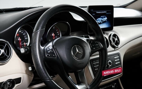 Mercedes-Benz GLA, 2018 год, 2 275 000 рублей, 14 фотография