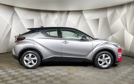 Toyota C-HR I рестайлинг, 2019 год, 2 349 000 рублей, 6 фотография