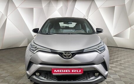 Toyota C-HR I рестайлинг, 2019 год, 2 349 000 рублей, 7 фотография