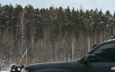 Toyota Land Cruiser 100 рестайлинг 2, 2004 год, 2 190 000 рублей, 1 фотография