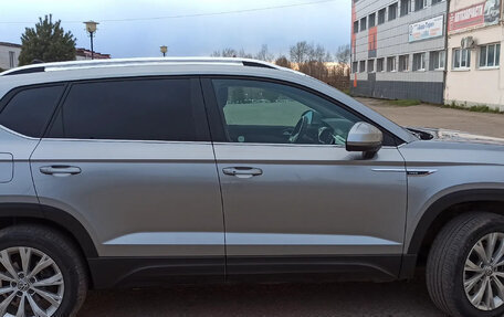 Volkswagen Taos, 2021 год, 2 400 000 рублей, 2 фотография