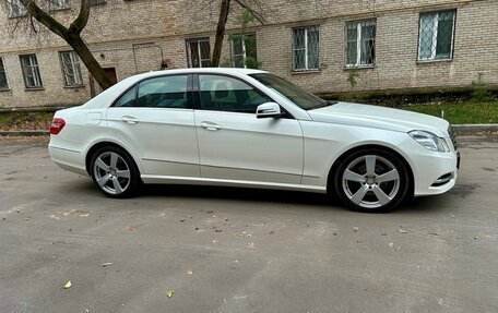 Mercedes-Benz E-Класс, 2012 год, 1 800 000 рублей, 12 фотография