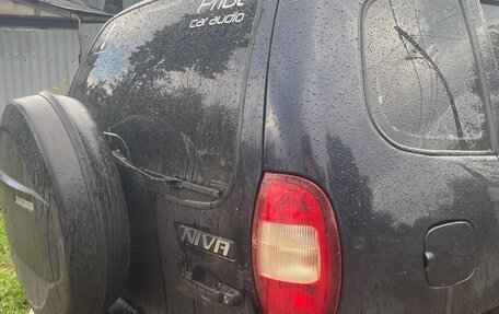 Chevrolet Niva I рестайлинг, 2005 год, 190 000 рублей, 4 фотография