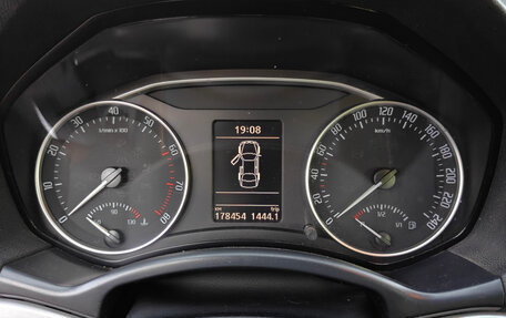 Skoda Octavia, 2012 год, 1 200 000 рублей, 14 фотография