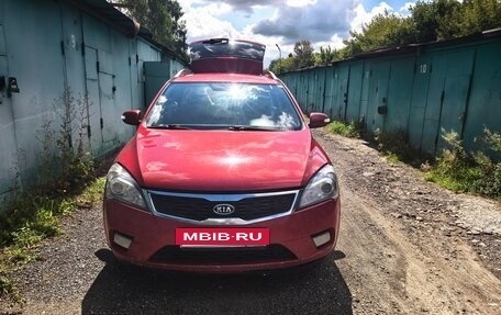 KIA cee'd I рестайлинг, 2010 год, 690 000 рублей, 3 фотография
