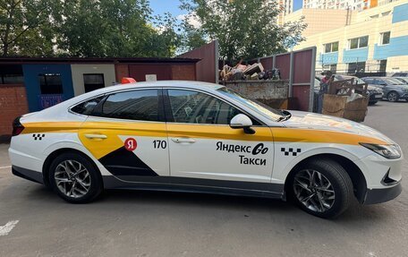 Hyundai Sonata VIII, 2021 год, 1 600 000 рублей, 3 фотография
