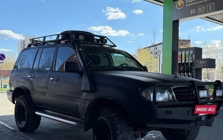 Toyota Land Cruiser 100 рестайлинг 2, 2004 год, 2 190 000 рублей, 5 фотография