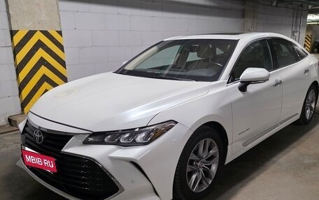 Toyota Avalon, 2022 год, 3 000 000 рублей, 2 фотография