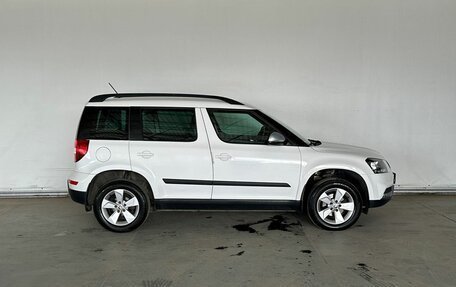 Skoda Yeti I рестайлинг, 2014 год, 1 020 000 рублей, 8 фотография