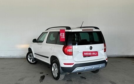 Skoda Yeti I рестайлинг, 2014 год, 1 020 000 рублей, 6 фотография