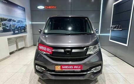 Honda Stepwgn IV, 2016 год, 1 750 000 рублей, 8 фотография